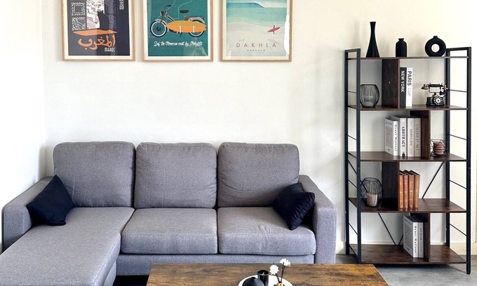 La Fayette-Eble Apartamento | Just a stone's throw from downtown Angers! Bright, furnished 3-bedroom apartment