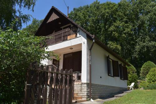 Sikonda Casa | Kökörcsin Vendégház