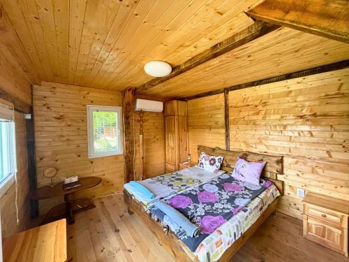 Vitosha District Casa | Kъщичка в полите на планина Витоша с коне и животни