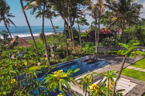 Medahan Complejo | K Ko Surf Village at Keramas