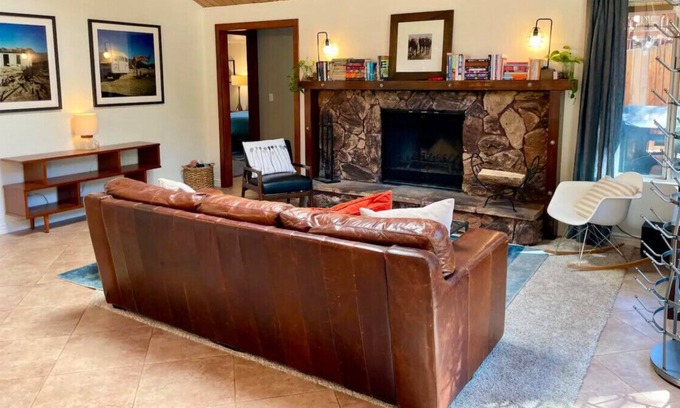 Wrightwood Cabina | K-LV · Central AC, Dog Friendly, Fireplace, La Villetta