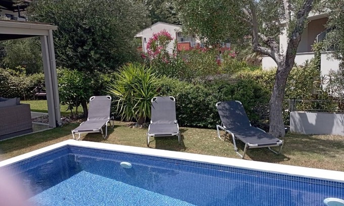 Paliouri Villa | K-MD Pool Villa in Chroussos by Halkidiki Villas