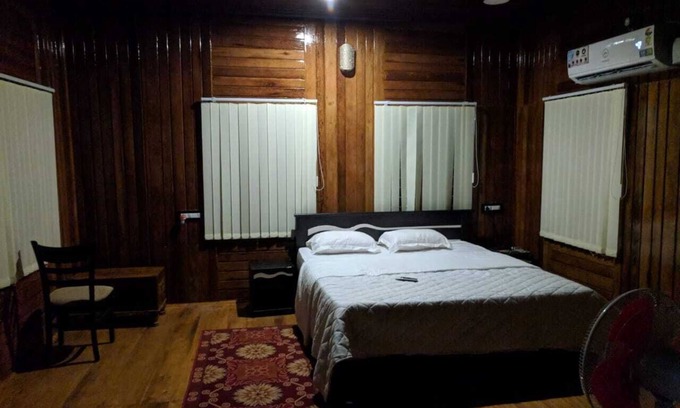 Varkala Cabaña | K V WOODEN HOMESTAY