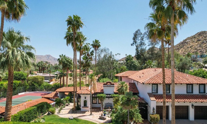 The Mesa Casa | K0001 - Casa Grande Tennis Estate, Luxury private pool and spa house, with Grand