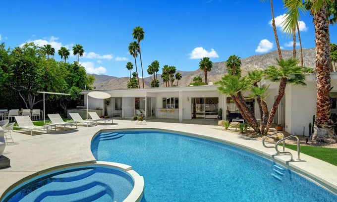 Indian Canyon Casa | K0628 - Canyon Oasis - Sleek and Comfortable Midcentury Modern Home in Indian Ca