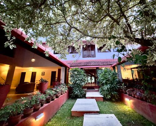 Ontiyangadi Complejo | Kadkani River Resort Coorg