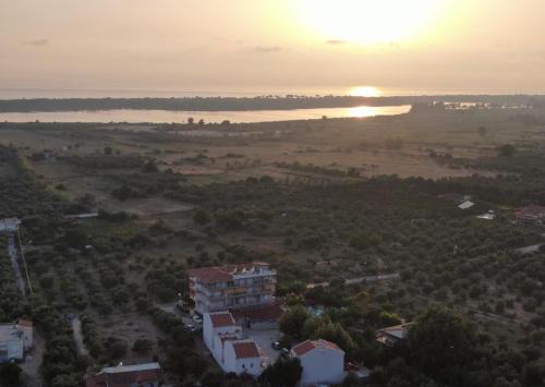 Zakharo Apartamento | Kaiafas Lake Hotel