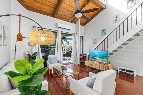 Historic Kailua Village Casa | Kailua Bay Resort#4-306