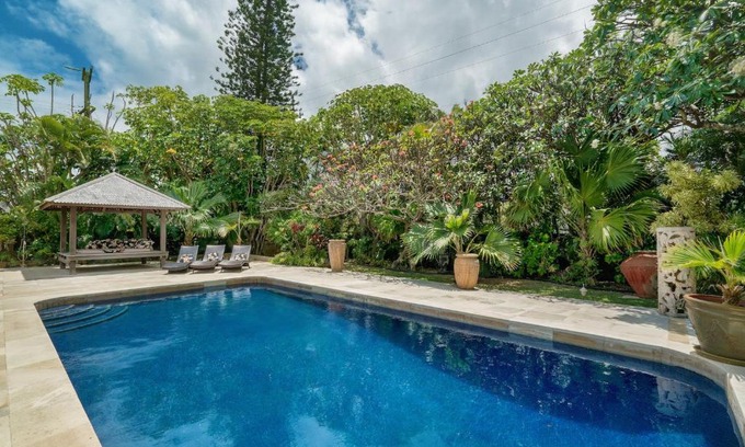 Kalama Tract Casa | Kailua Beachside home