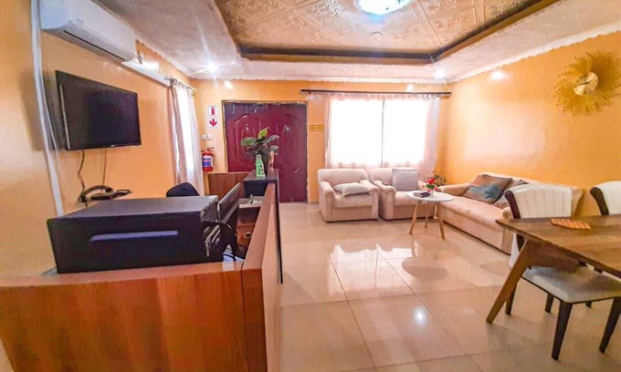 Kgalagadi District Casa | Kalahari Guest House