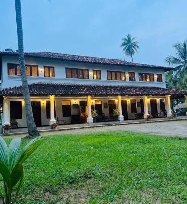 Ipalogama Cama Y Desayuno | Kalawewa Villa