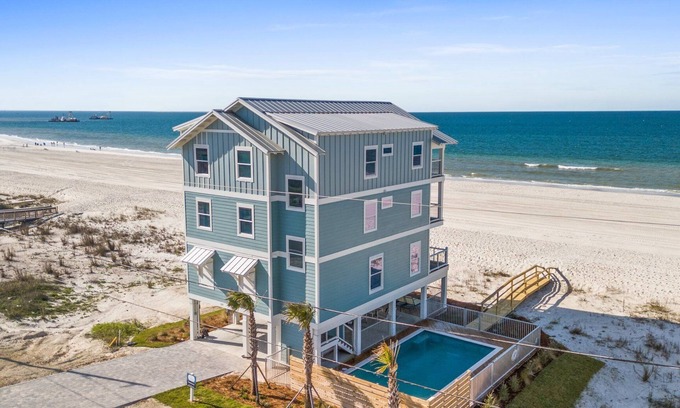 Mexico Beach Casa | Kaleidoscope: 6 BR in MB- Beachfront, Pri. Pool, Sleeps 24, Pet Friendly!