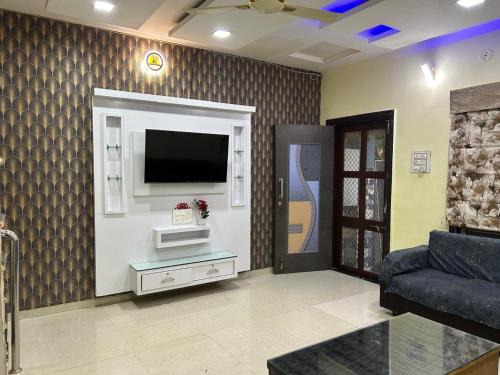 Indore Casa | Kalpana home stay