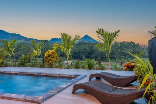 Peñas Blancas Villa | Kaluma Macaw Farmstay Villa