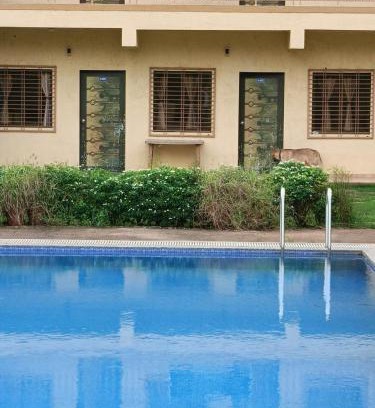 Karjat Cama Y Desayuno | Kalwars Millennials Park