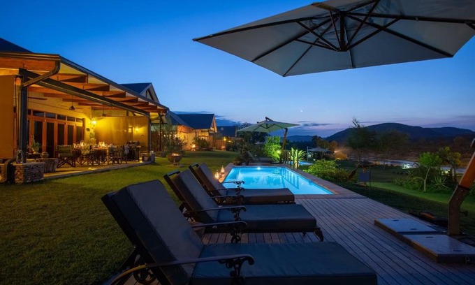 Malelane Cabina | Kambaku River Lodge