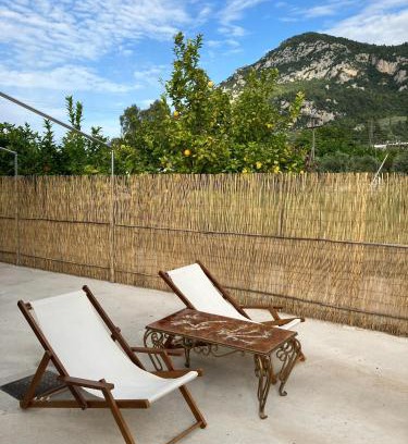 Kamena Vourla Apartamento | Kamena Home Apartment in Kamena Vourla