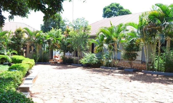 Jinja Cama Y Desayuno | Kamfart Safari Lodge