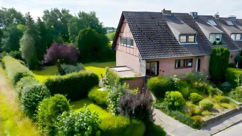 Osterath Casa | KamperwegHaus near Düsseldorf