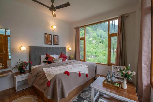 Aleo Hotel | kampreyan heights