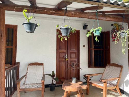 Peradeniya Casa | Kandy Food Lovers Home Stay by AGS