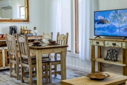Southside Casa | Kaneh Home