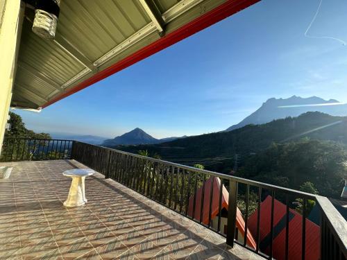 Kampung Kiau Casa | Kanso Hill Guesthouse