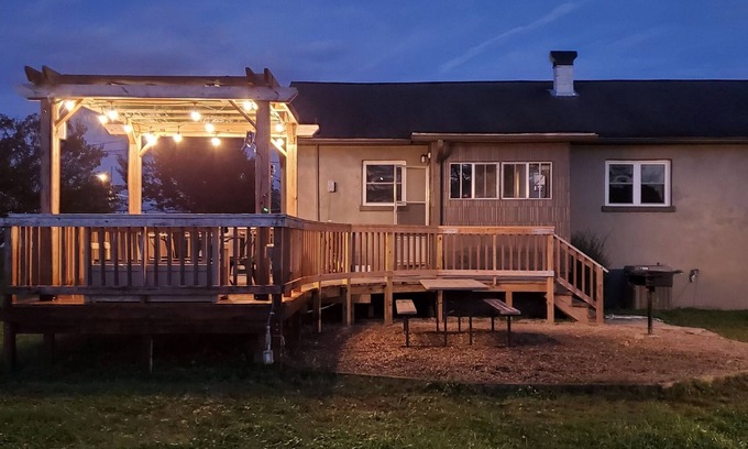 Brevard Casa | Kanto House - Large Deck and Fenced in Yard - In Town - Pets OK