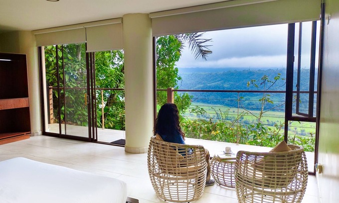Escalera Hotel | Kapari Natural Lodge & Spa