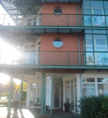 Eckernfoerde Apartamento | Kapitäns Koje mit Strandkorb