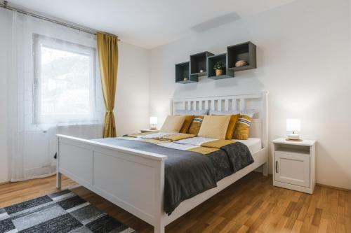 Jesenice Apartamento | Karavanke Holiday Getaway
