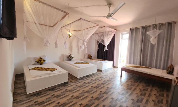 Paje Cama Y Desayuno | Karibu House Paje