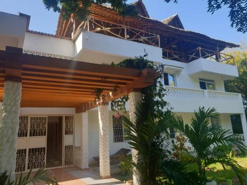 Mtwapa Apartamento | Karibuni palace mtwapa