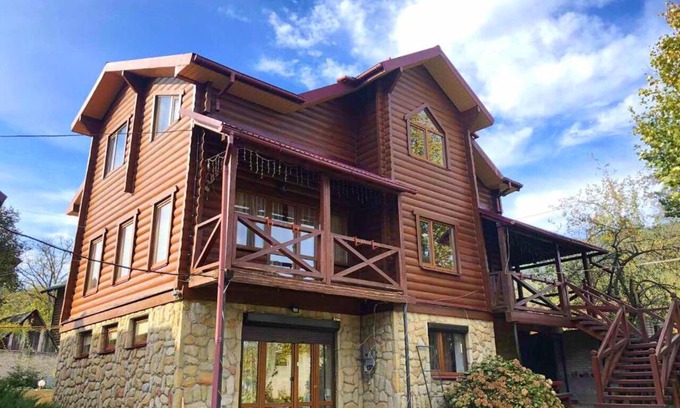 Yaremche Casa | Karpatska Mria