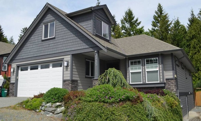 Chemainus Casa | Kassidy Thomas · 6 pp Hot tub, min to town and ocean, Chemainus