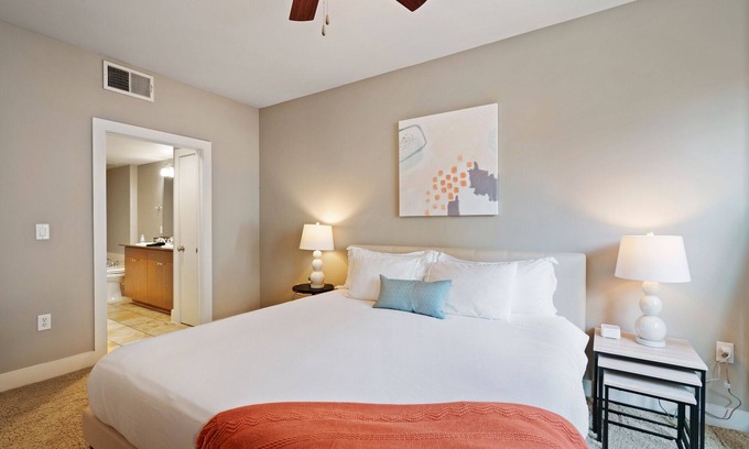 Legacy Park Apartamento | Kasa | Plano | Charming 2BD/2BA Apartment
