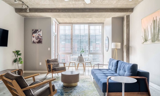 Second Street District Apartamento | Kasa | Austin | Stunning 1BD/1BA Downtown Apartment
