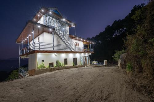 Kumarhatti Casa | Kasauli Hills Regency I Kasauli