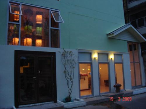 Lat Yao Casa | Kaset Guesthouse