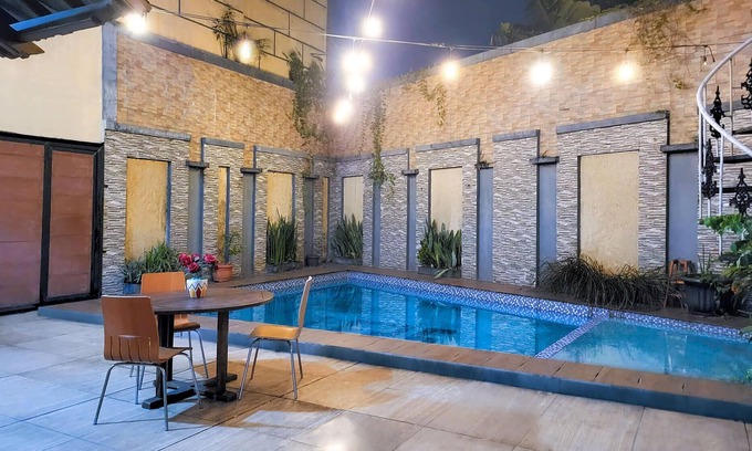 East Jakarta Casa | Kasmaran Guest House Syariah