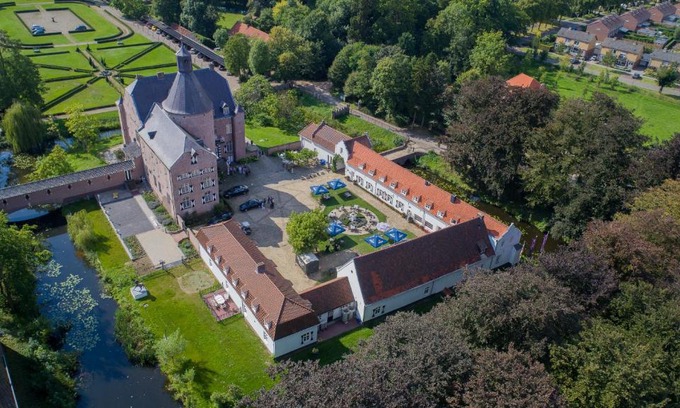 Haelen Cama Y Desayuno | Kasteel Aldenghoor