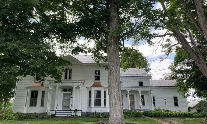 Schuylerville Casa | KATERINA OF OLD SARATOGA