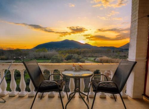 Dafnata Apartamento | Katerina's Sunset Apartment