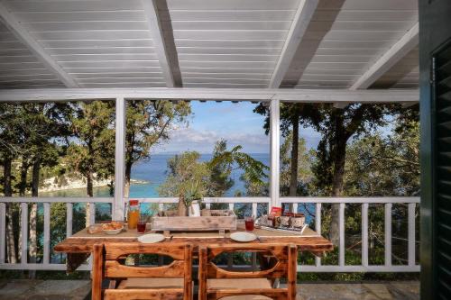Koutsi Casa | KATINA COTTAGE