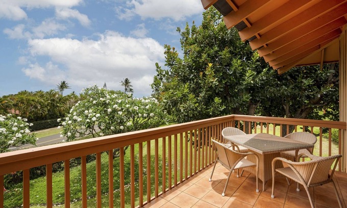 Poipu Condominio | Kauai Makanui by Coldwell Banker Island Vacations