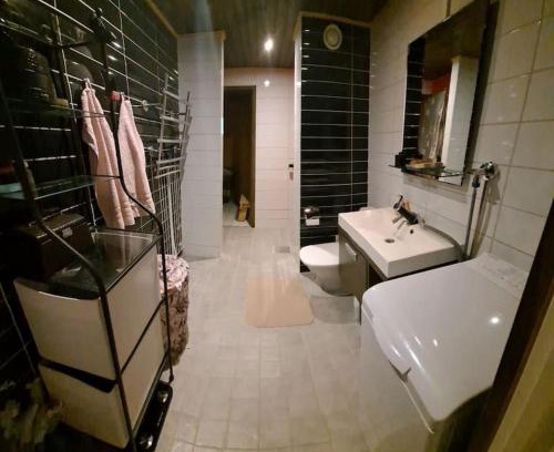 Hameenlinna Apartamento | Kaunis kaksio lähellä rautatieasemaa