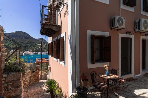 Megisti Apartamento | Kavos House