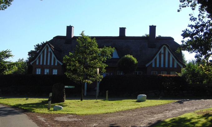 Harmsdorf Casa | Kayhof - Cabaña con techo de paja "Trapo negro"