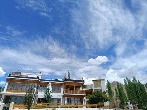 Leh Casa | Kazdar Villa