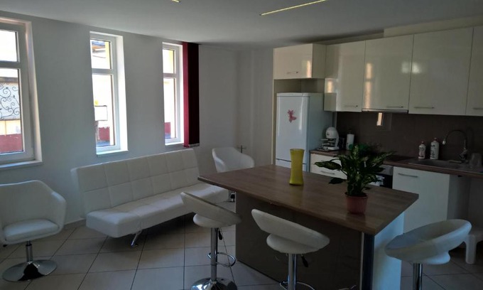 Kecskemet Casa | Kazinczy Apartment